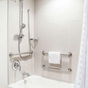 Queen Suite